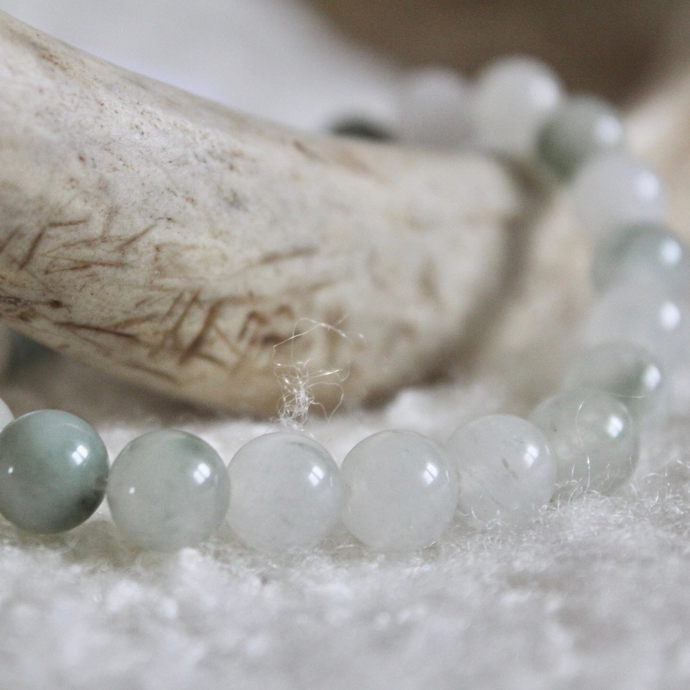 Ice Mountain Green White Jade Gemstone Chakra Balancing Stretchy Energy Bracelet